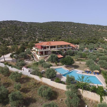 Moonbeam Hotel Potos Bagian luar foto