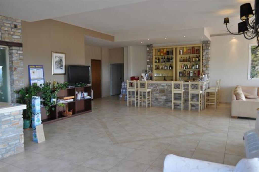 Moonbeam Hotel Potos Bagian luar foto