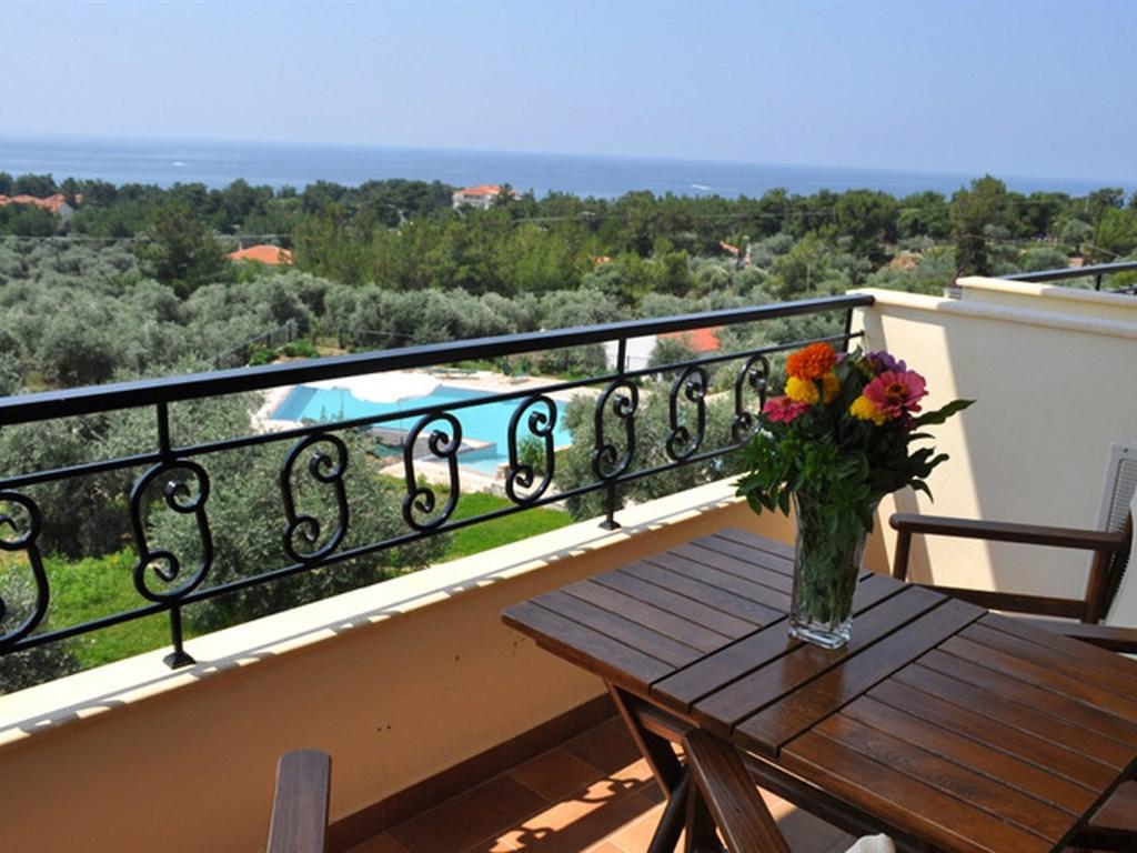 Moonbeam Hotel Potos Bagian luar foto